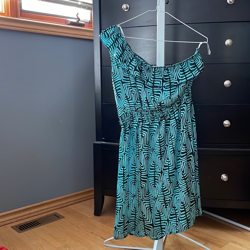 Super cute One shoulder Dress Sz Large